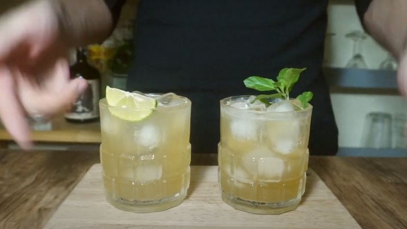 cach-pha-che-whiskey-sour-cocktail-la-mieng-kich-thich-vi-giac-202204131350380856