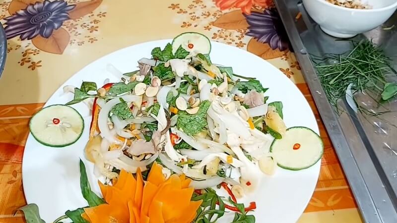 cach-lam-salad-ga-xe-hap-dan-don-gian-ngon-me-ly-de-lam-tai-nha-202204071132277949