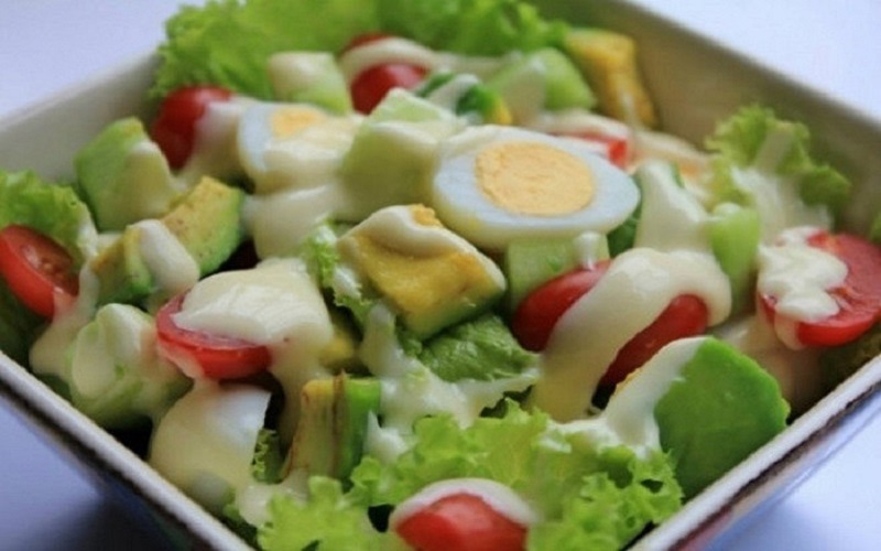 tong-hop-5-cach-lam-salad-bo-thanh-mat-tai-nha-202103061326299452