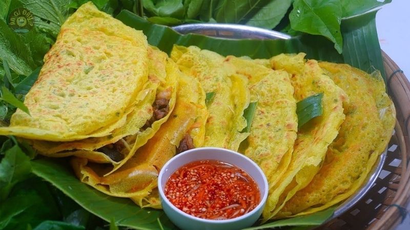 banh-khoai-la-banh-gi-cach-phan-biet-banh-khoai-va-banh-xeo-202203310720045516