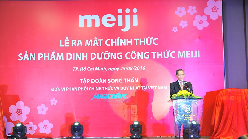 bo-sung-dinh-duong-cho-be-voi-sua-bot-cong-thuc-meiji-202109260041042499