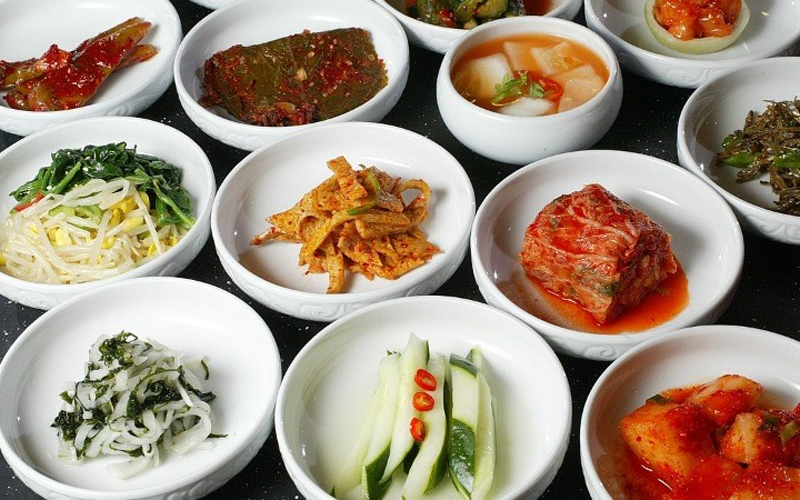 panchan-banchan-la-gi-nhung-dieu-biet-ve-mon-panchan-cua-nguoi-han-202109081733141505